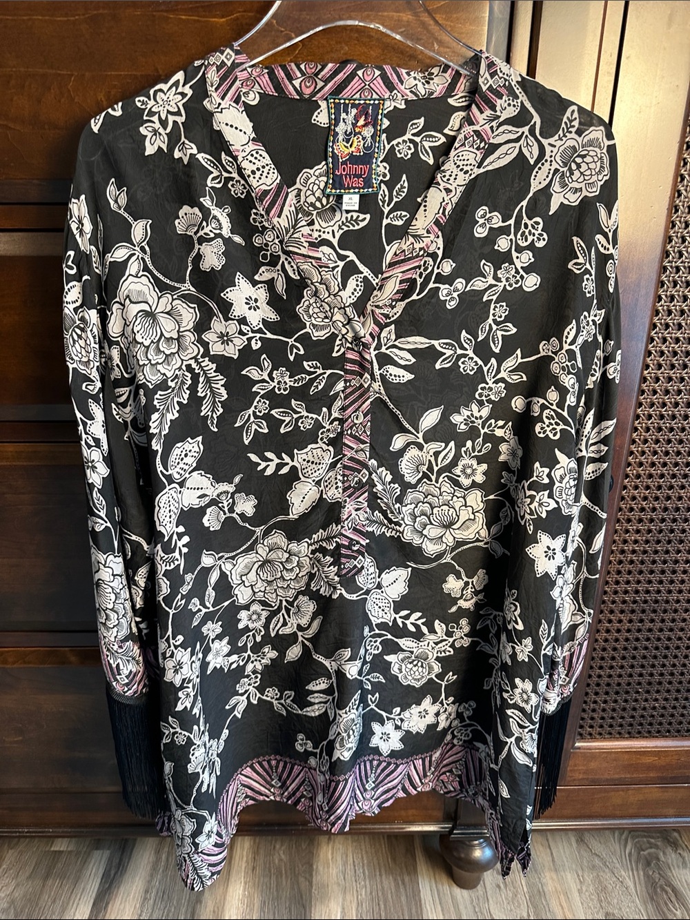 JOHNNY WAS Edina Floral Blouse Fringe Sleeves Black/Purple SIZE XL EUC